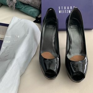 Black patent leather platform heels